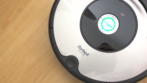 iRobot Roomba 677 vacuum