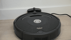 iRobot Roomba 692 vs iRobot Roomba 675